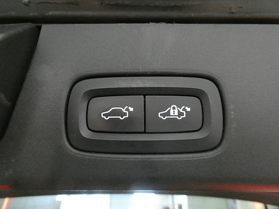 Volvo V90 11 of 27