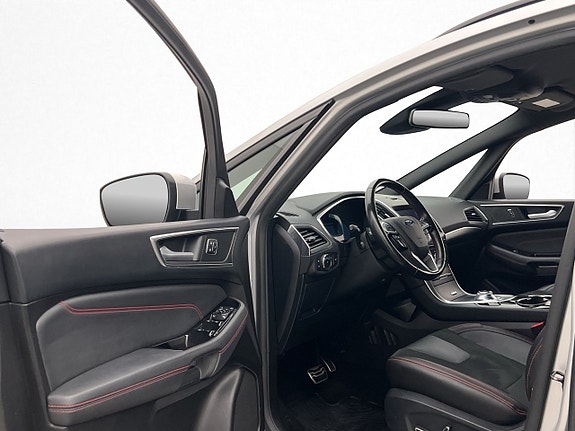 Ford S-MAX 11 of 30