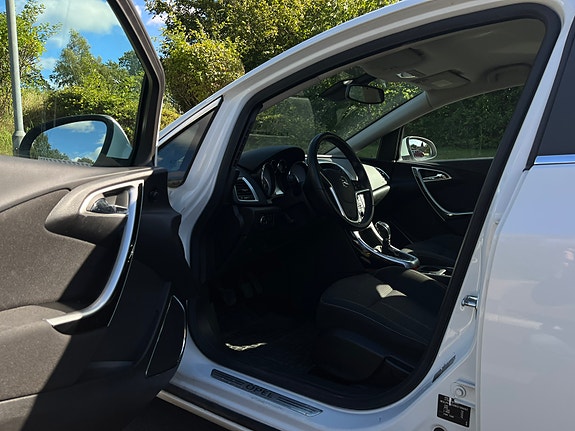 Opel Astra 5 of 10