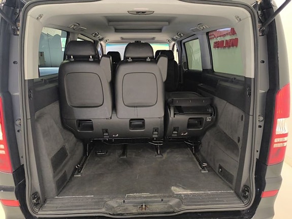 Mercedes-Benz Viano 8 of 10