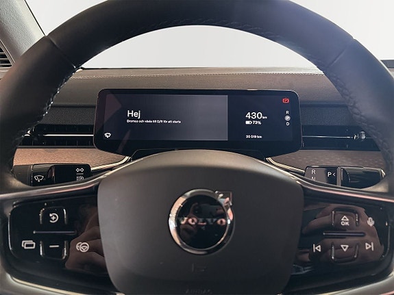 Volvo EX90 12 of 15