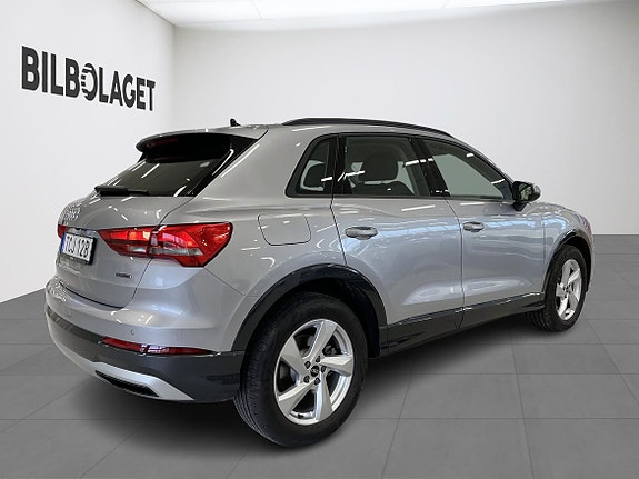 Audi Q3 5 of 15