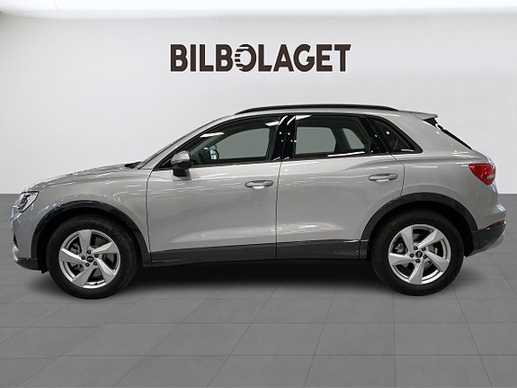 Audi Q3 3 of 15