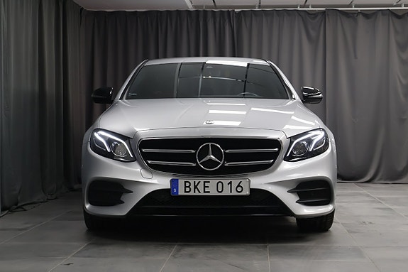 Mercedes-Benz E220 d 3 of 22