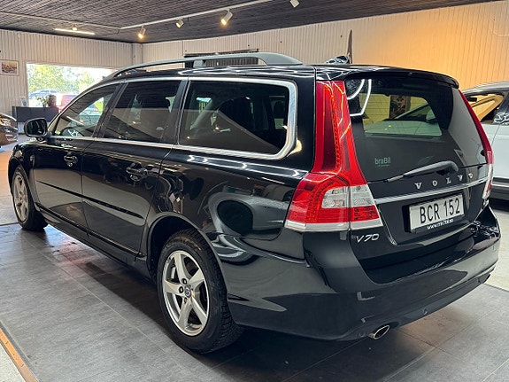 Volvo V70 4 of 16