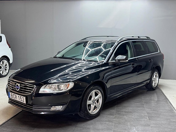 Volvo V70 3 of 16