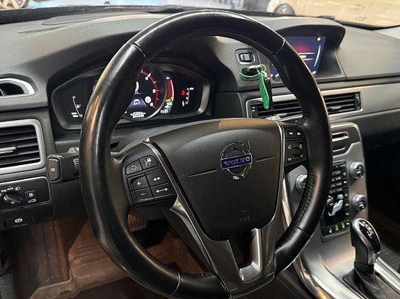 Volvo V70 9 of 16