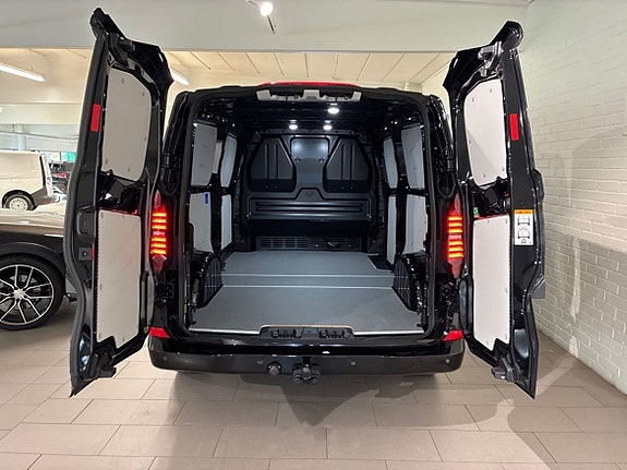 Volkswagen Transporter 11 of 11