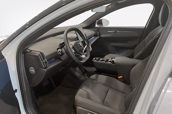 Volvo EX30 6 of 14