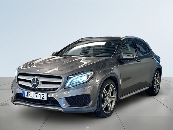 Mercedes-Benz GLA220 16 of 22
