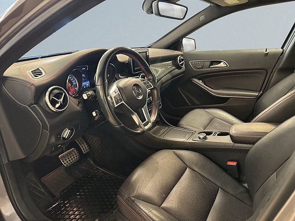 Mercedes-Benz GLA220 7 of 22