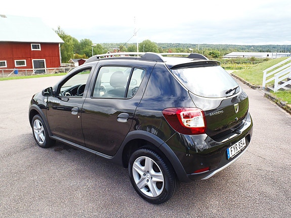 Dacia Sandero Stepway 4 of 14