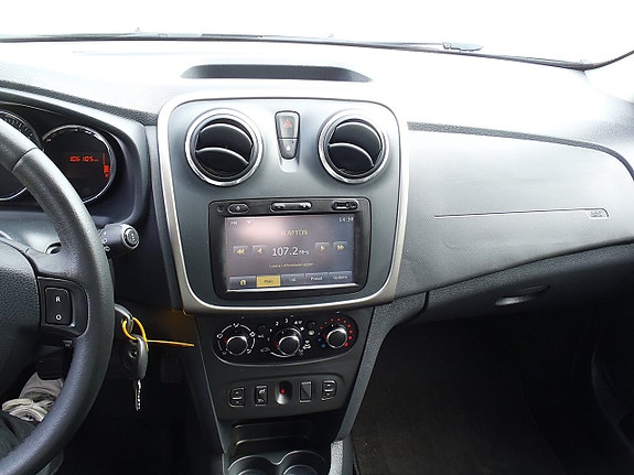 Dacia Sandero Stepway 8 of 14