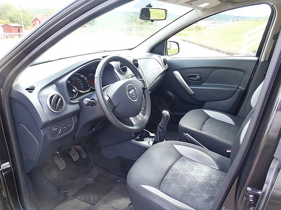 Dacia Sandero Stepway 5 of 14