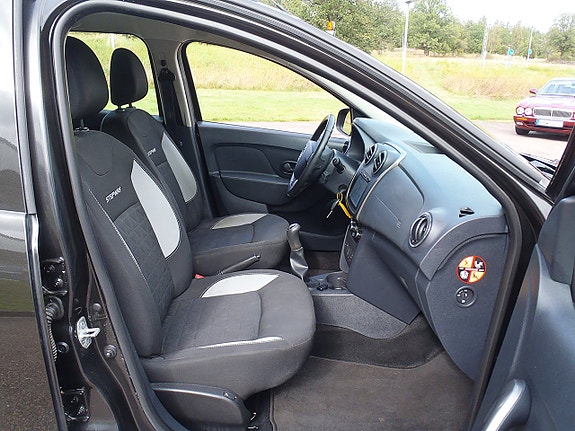 Dacia Sandero Stepway 9 of 14