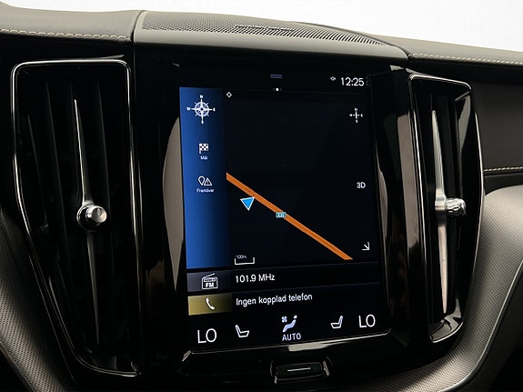 Volvo XC60 21 of 30