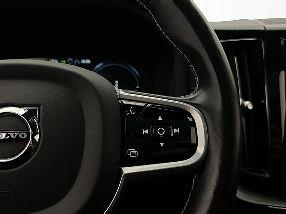 Volvo XC60 30 of 30