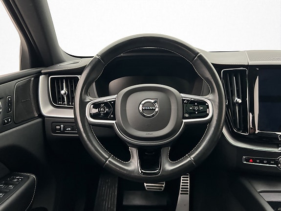 Volvo XC60 29 of 30
