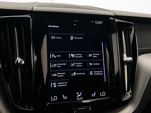 Volvo XC60 25 of 30