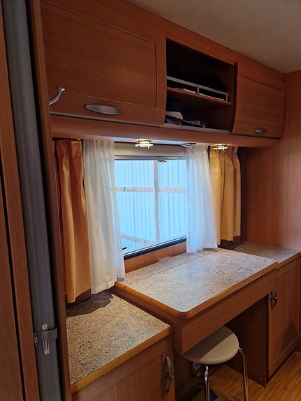 Knaus Knaus Royale 590 3 of 10