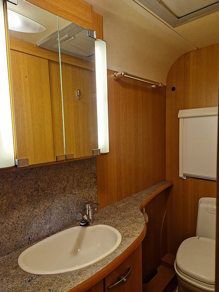 Knaus Knaus Royale 590 7 of 10
