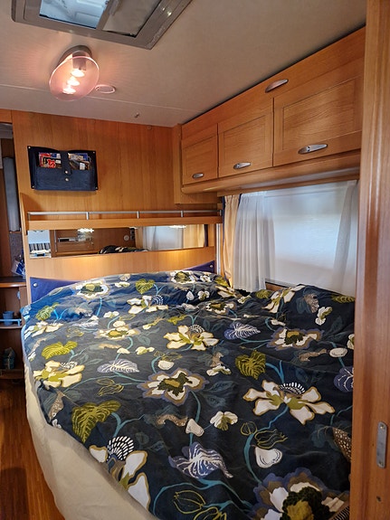 Knaus Knaus Royale 590 2 of 10
