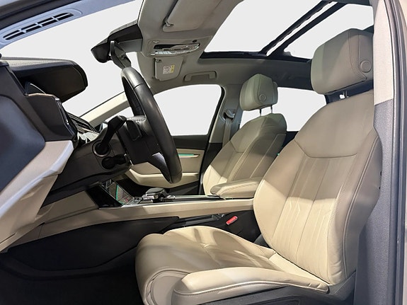Audi e-tron 8 of 13
