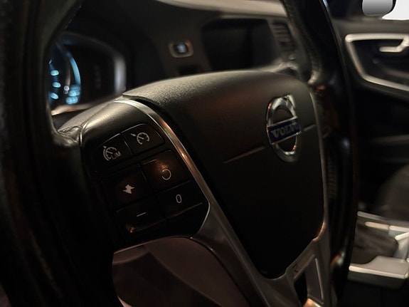 Volvo V60 12 of 19