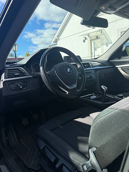 BMW 318d 6 of 8