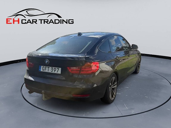 BMW 318d 3 of 8
