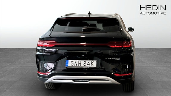 BYD Seal U 7 of 9