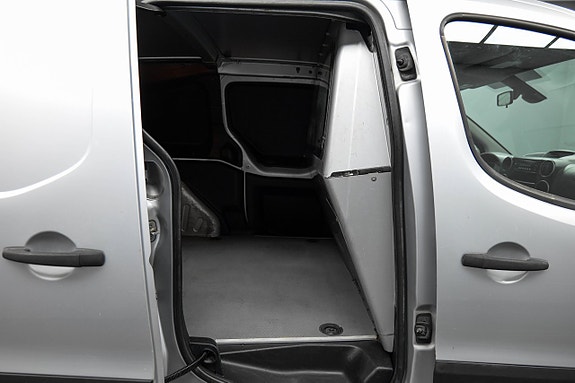 Peugeot Partner 16 of 21