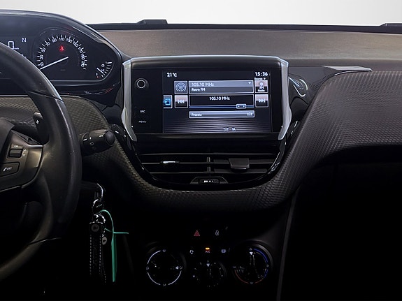 Peugeot 2008 10 of 14