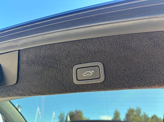 Volvo XC60 17 of 26