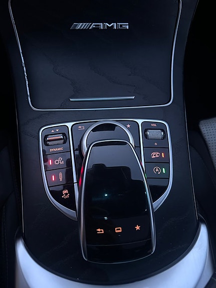 Mercedes-Benz C63 17 of 26