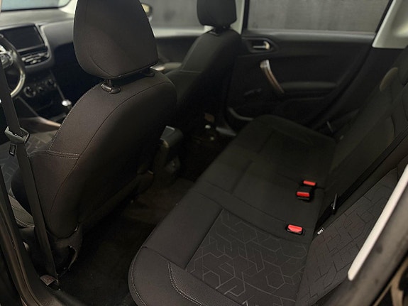 Peugeot 2008 20 of 24