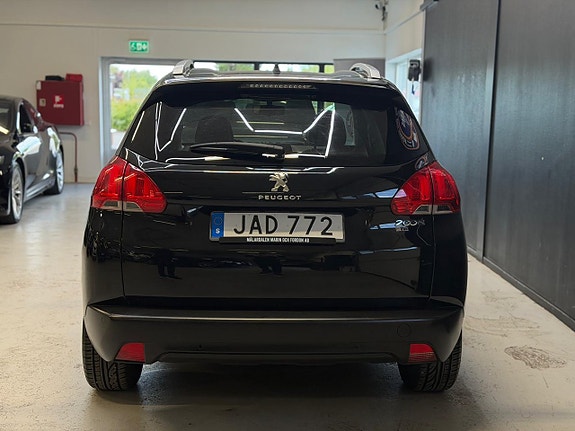 Peugeot 2008 23 of 24