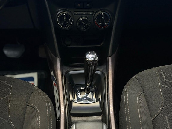 Peugeot 2008 12 of 24