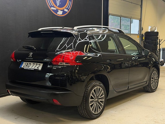 Peugeot 2008 21 of 24