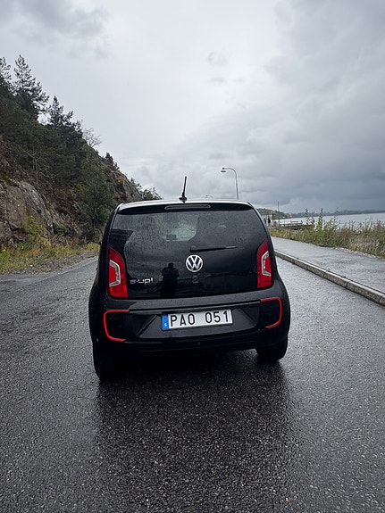 Volkswagen e-Up! 6 of 20