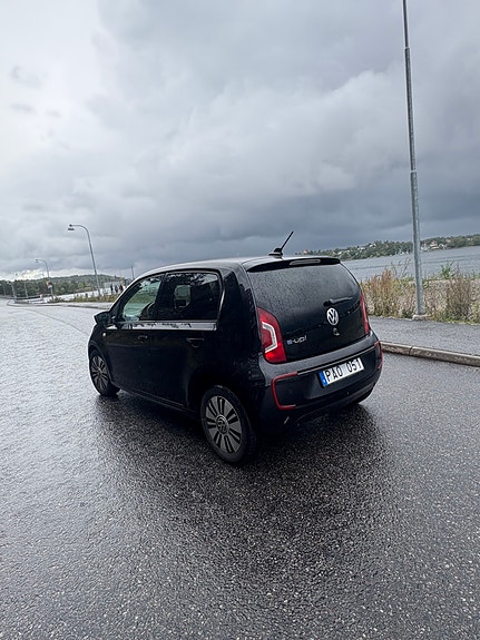 Volkswagen e-Up! 8 of 20