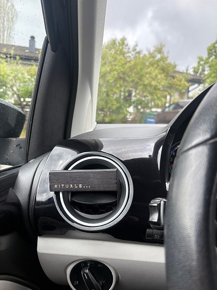 Volkswagen e-Up! 16 of 20