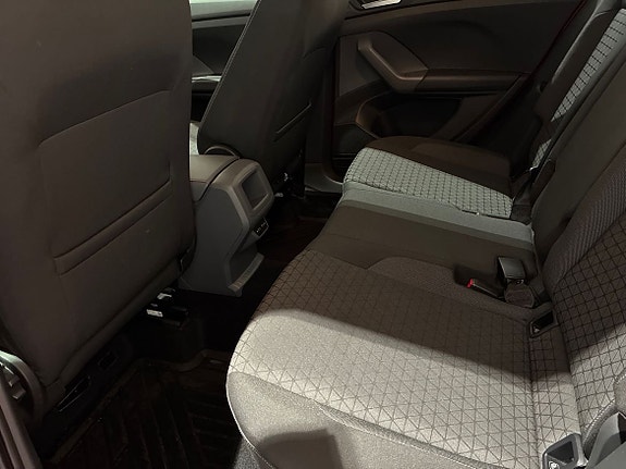 Volkswagen T-Cross 6 of 16
