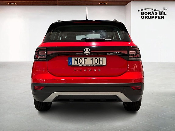 Volkswagen T-Cross 7 of 16