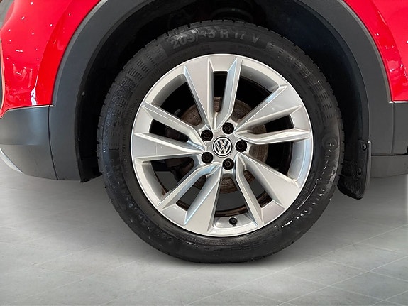 Volkswagen T-Cross 9 of 16