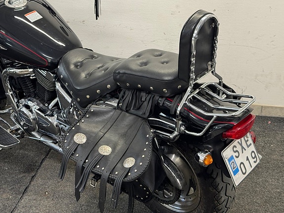 Suzuki VZ 800 Marauder 7 of 12