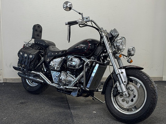Suzuki VZ 800 Marauder