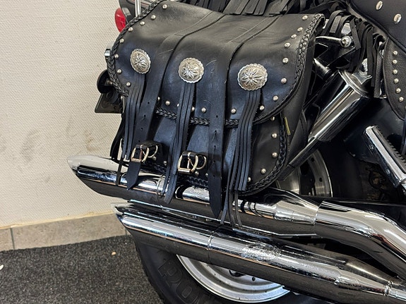 Suzuki VZ 800 Marauder 3 of 12