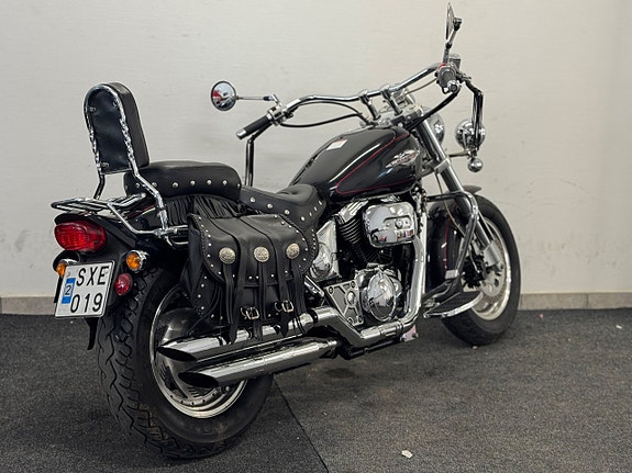 Suzuki VZ 800 Marauder 9 of 12