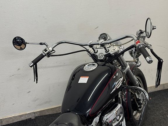 Suzuki VZ 800 Marauder 10 of 12